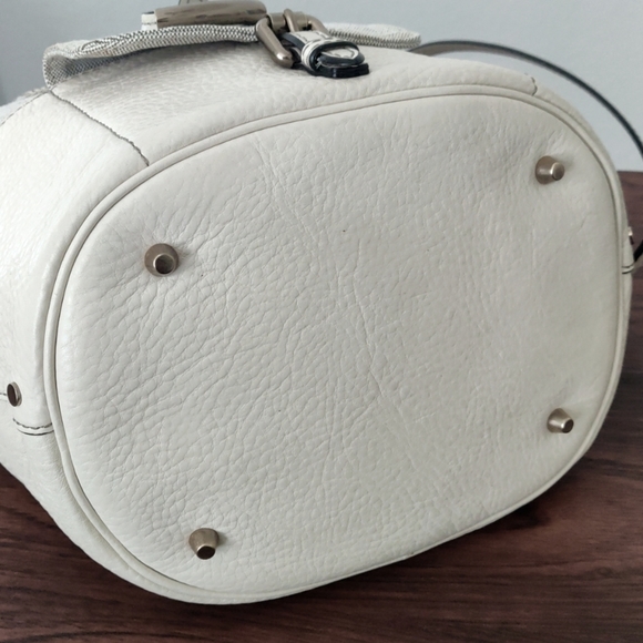 Burberry white Canvas jute and bottom leather Crossbody Bag - Picture 8 of 16